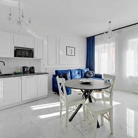 Dluga Boutique Apartment By Downtown Apartments กดัญสก์ ภายนอก รูปภาพ