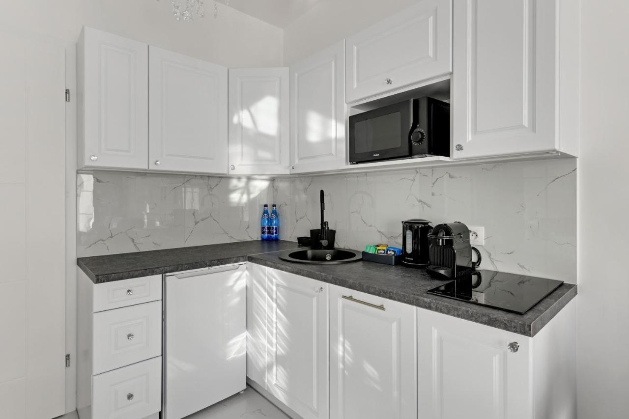 Dluga Boutique Apartment By Downtown Apartments กดัญสก์ ภายนอก รูปภาพ
